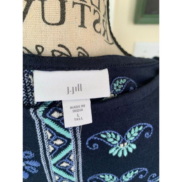 NWT J. Jill Navy Blue Floral Embroidered Blouse Boho Pullover 3/4 Sleeve - Picture 3 of 8